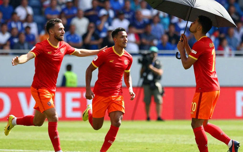 Brazil đóng cửa thị trường ngoại binh: Nền bóng đá xuất khẩu tự bắn vào chân