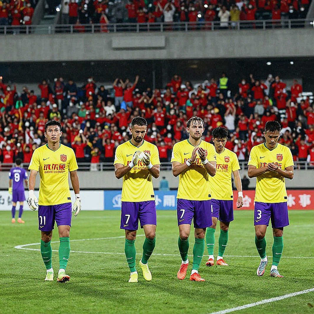 Ngày hợp đồng hết hạn: V.League và bài học đọc con số trước tin đồn