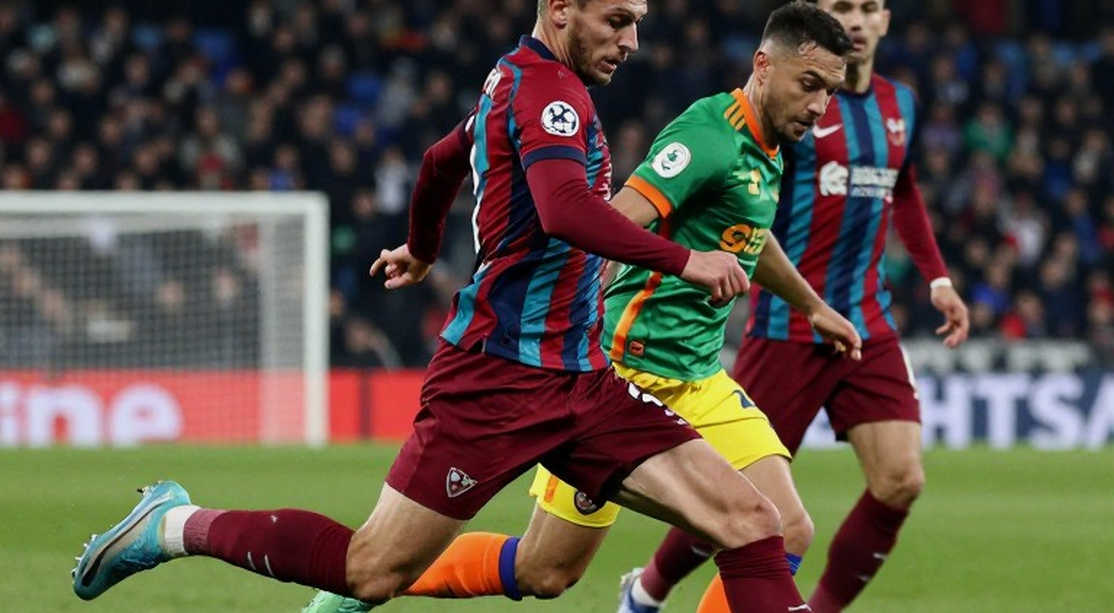 Lamine Yamal và Quả bóng Vàng: Phòng thay đồ Barcelona lên tiếng, dữ liệu vẫn im lặng