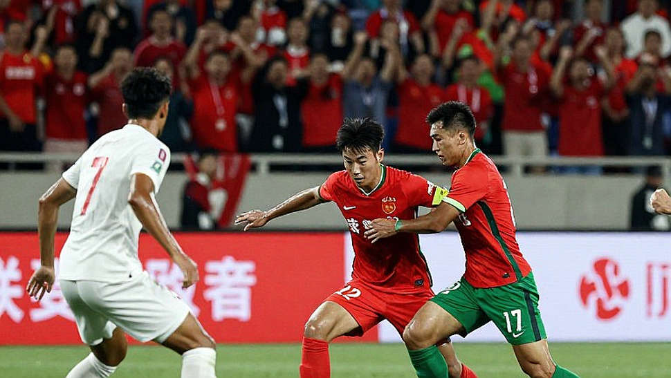 Dưới bảng xếp hạng V.League: dòng tiền, tuổi thật và những hóa đơn không ai đối chiếu Dưới bảng xếp hạng V.League: dòng tiền, tuổi thật và những hóa đơn không ai đối chiếu