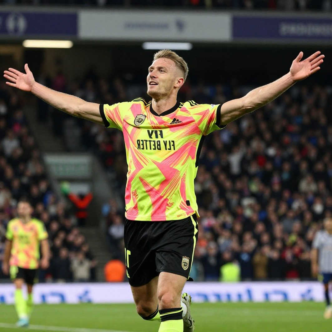 Derby Dockers trở lại sau 14 năm: West Ham, Millwall và bài toán nằm ngoài sân cỏ Derby Dockers trở lại sau 14 năm: West Ham, Millwall và bài toán nằm ngoài sân cỏ
