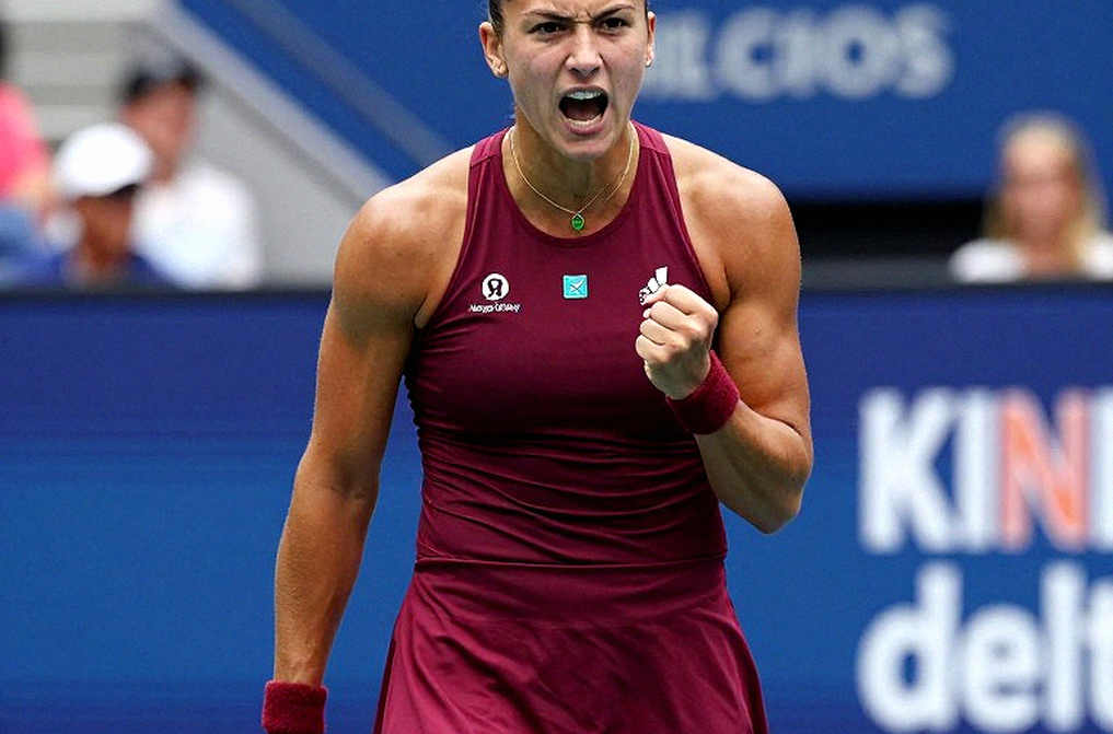 Sabalenka và chiến thắng 6-4, 6-3 đầy... bẩn: 10 lần bẻ giao bóng, 18 trận thắng US Open, và cái bẫy mang tên 'three-peat'