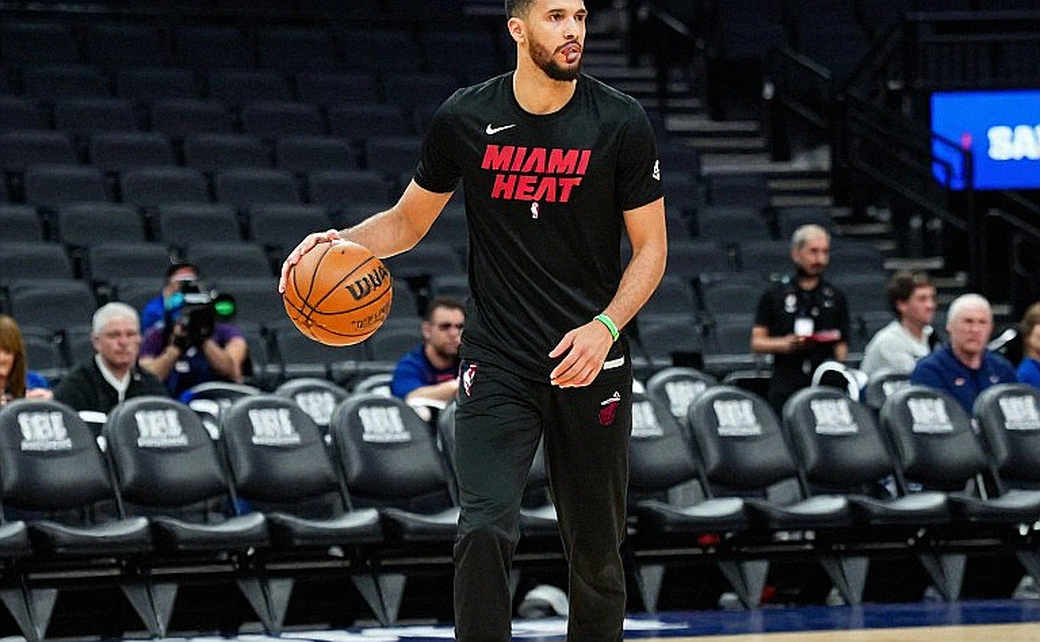 Thomas Walkup rời Olympiacos: Evan Fournier lên tiếng bảo vệ, người hâm mộ phẫn nộ