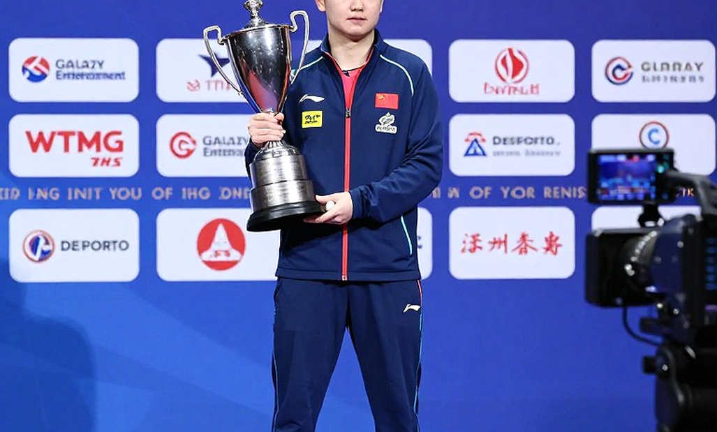 Cú run tay của vua nhí U11 Cú run tay của vua nhí U11