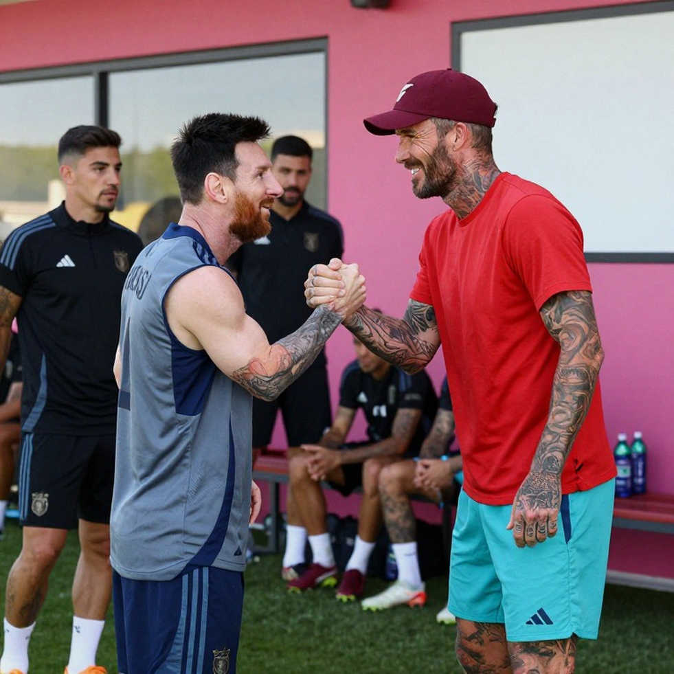 Kevin Diks Hands the Penalty to Ole Romeny: The Order of Priority Inside Indonesia's Dressing Room Kevin Diks Hands the Penalty to Ole Romeny: The Order of Priority Inside Indonesia's Dressing Room