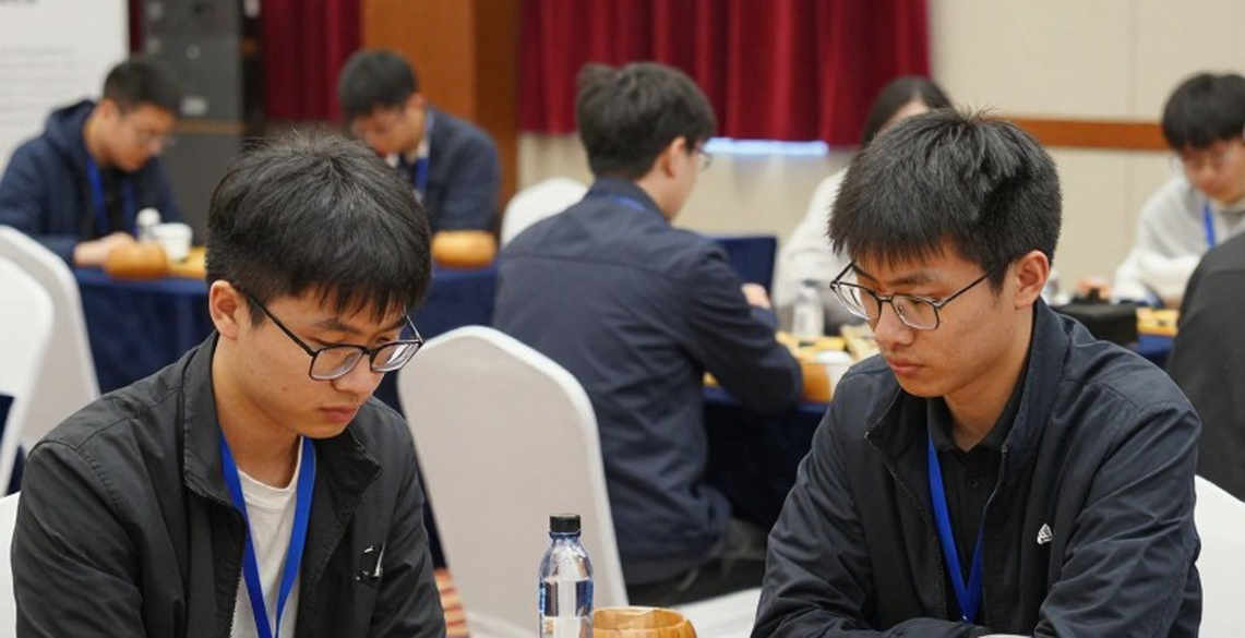 ChessBase Magazine số 225: Khi một festival cờ vua được đóng gói thành giáo trình