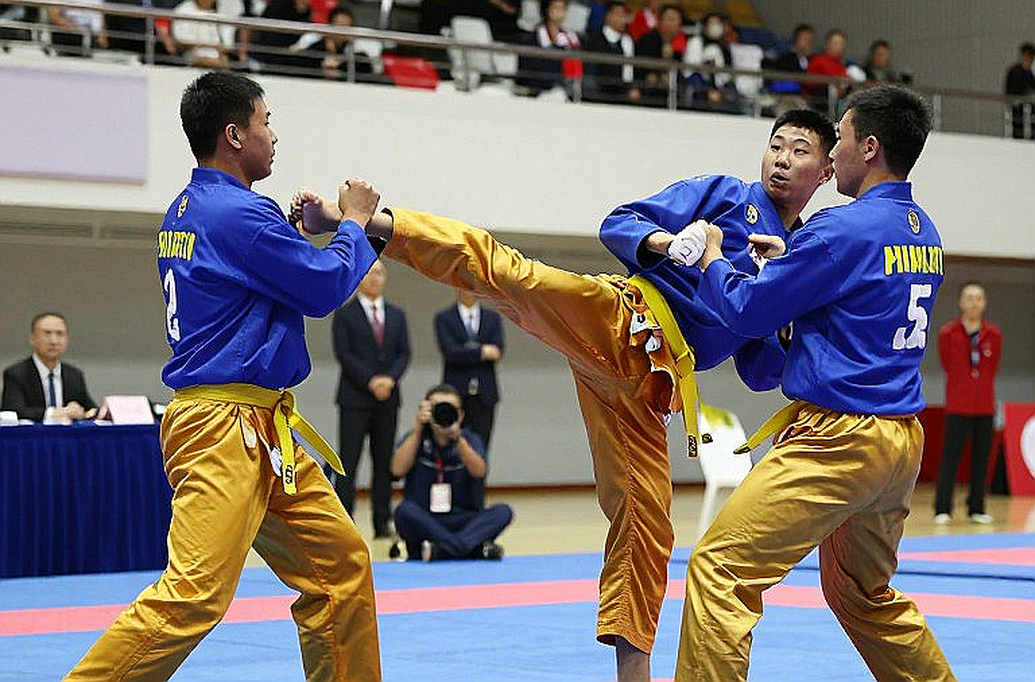 27 triều đại, 28 năm: Giải mã cơ thể các nhà vô địch hạng nặng UFC 27 triều đại, 28 năm: Giải mã cơ thể các nhà vô địch hạng nặng UFC